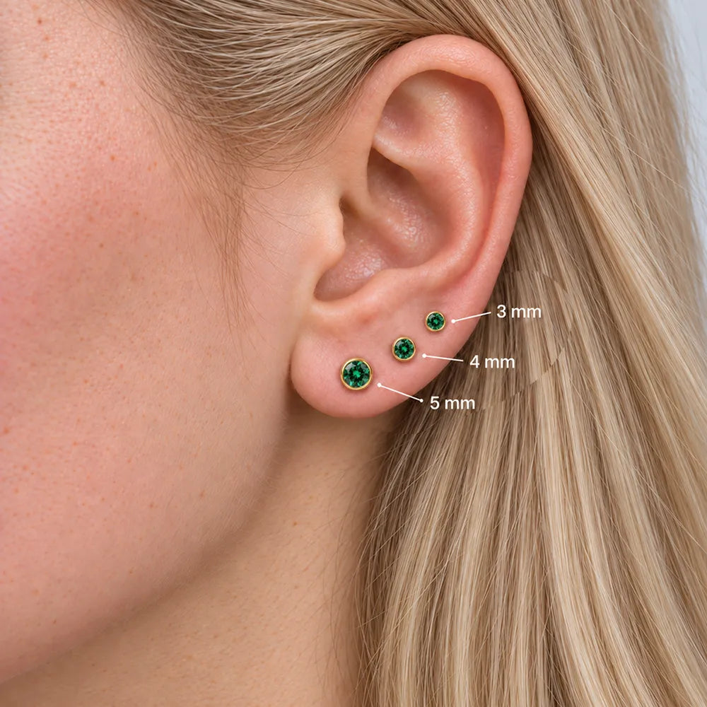 Серьги для прокола ушей с золотым покрытием - Birthstone Emerald Гипоаллергенный