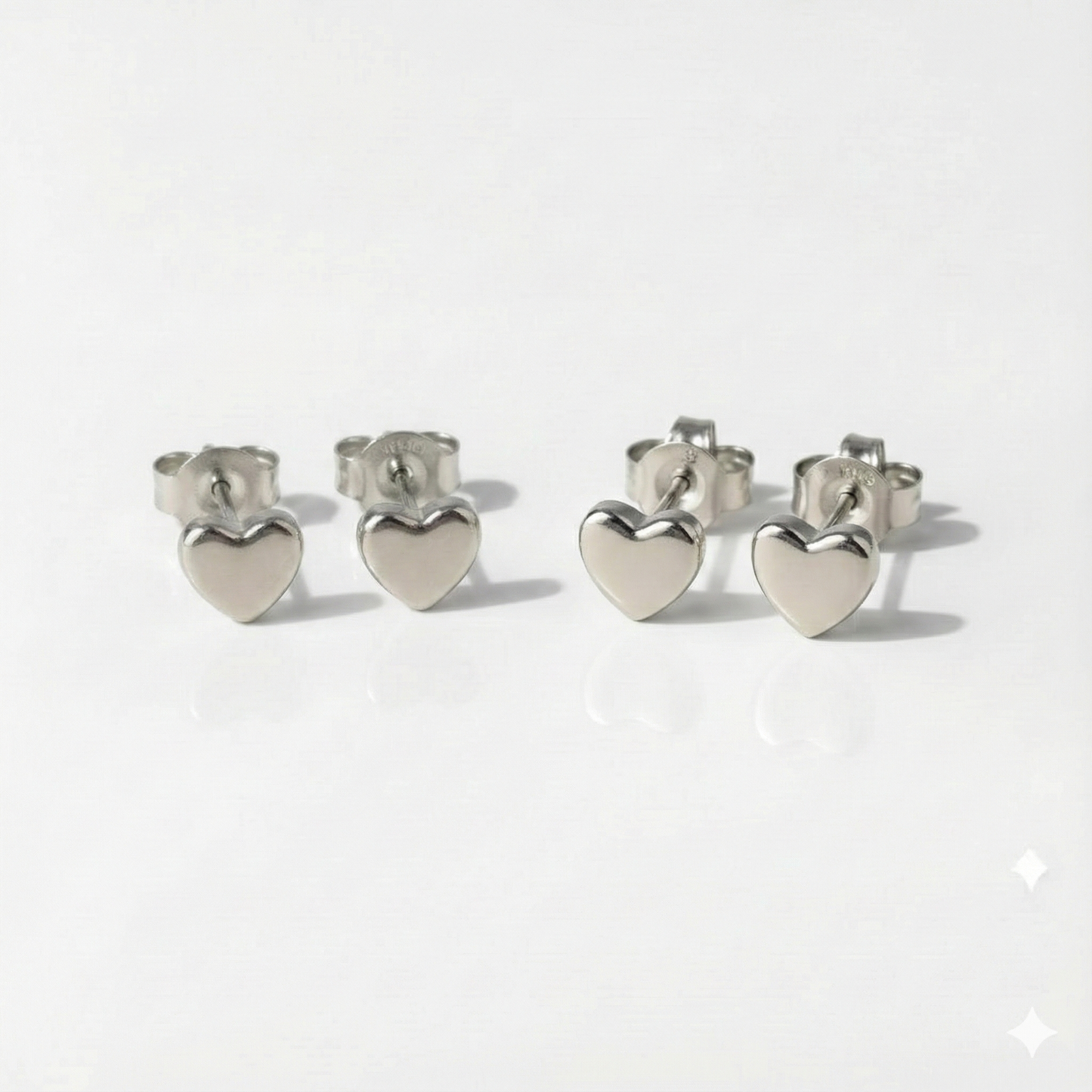 Cerrahi Çelik Kulak Delme Küpesi - Shape Heart Alerji Yapmayan (Çift)