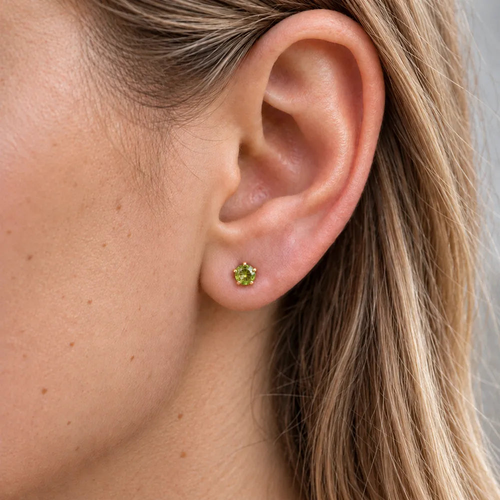 Серьги для прокола ушей с золотым покрытием - Birthstar Peridot Гипоаллергенный 